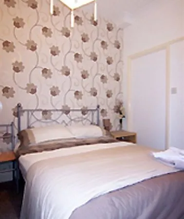 Chomley Flats Scarborough