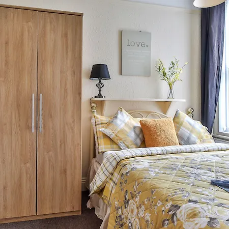 Otel Chomley Flats Scarborough