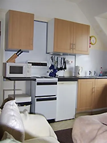 Chomley Flats Hotel Scarborough